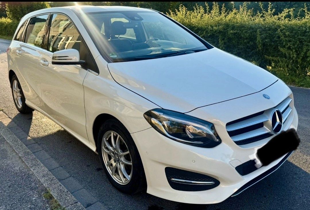 MERCEDES-BENZ B 180 - Well maintained, practical &amp; comfortable