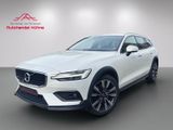 Volvo V60 Cross Country D4/Leder/H&K/Top Gepflegt - Volvo V60 Cross Country aus 2020