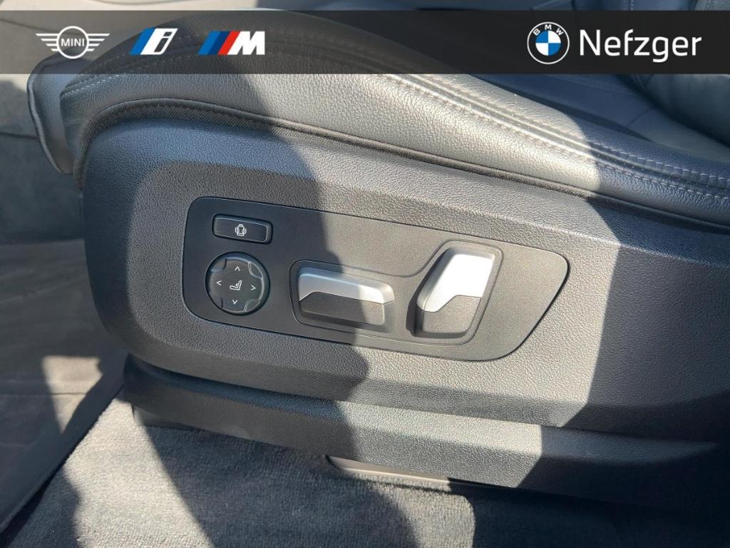 BMW X5 xDrive30d M Paket Laser HUD H&K Standheizung
