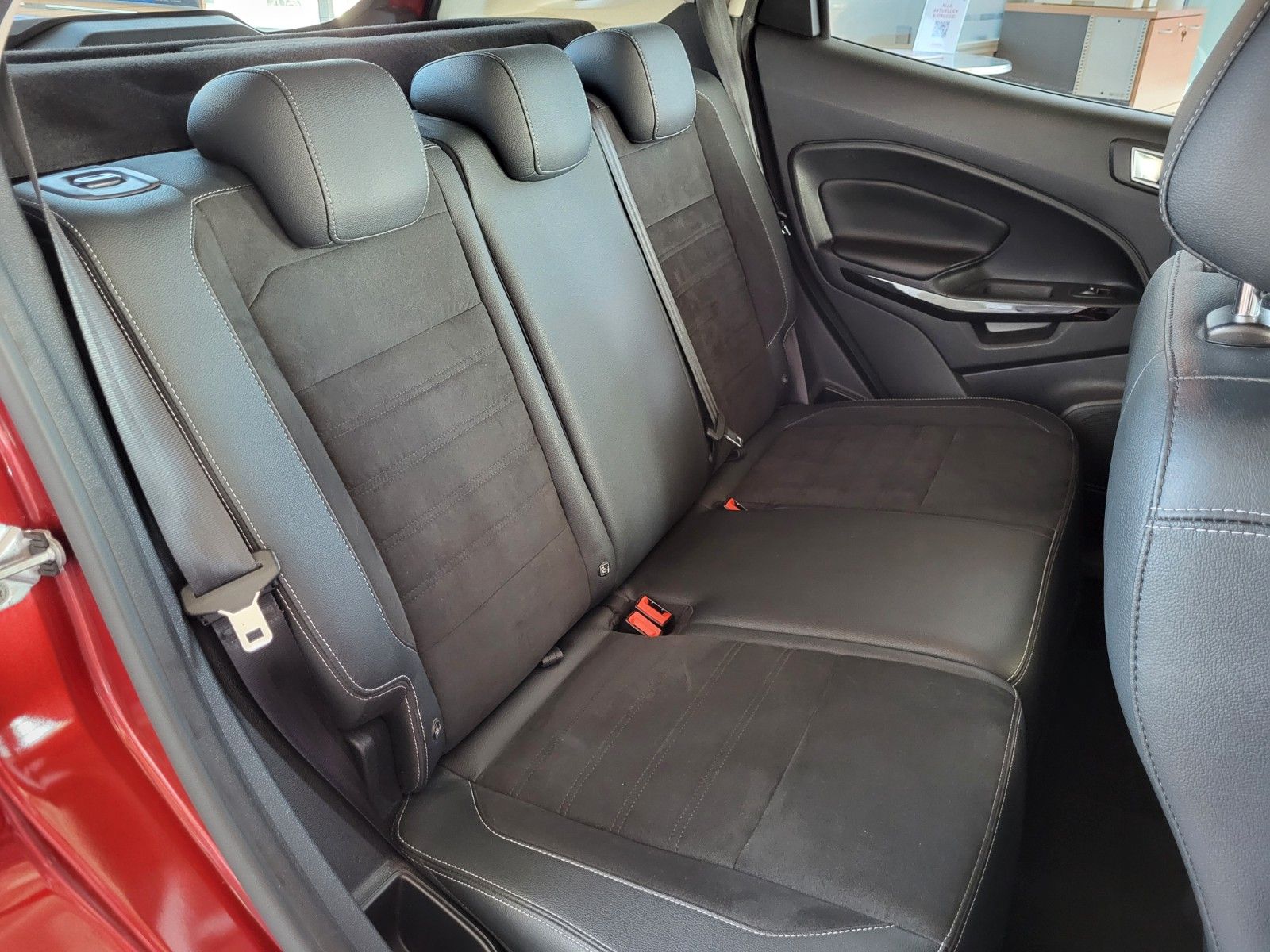 Fahrzeugabbildung Ford EcoSport ST-Line Autom.,Winter P. ,Kamera, Navi
