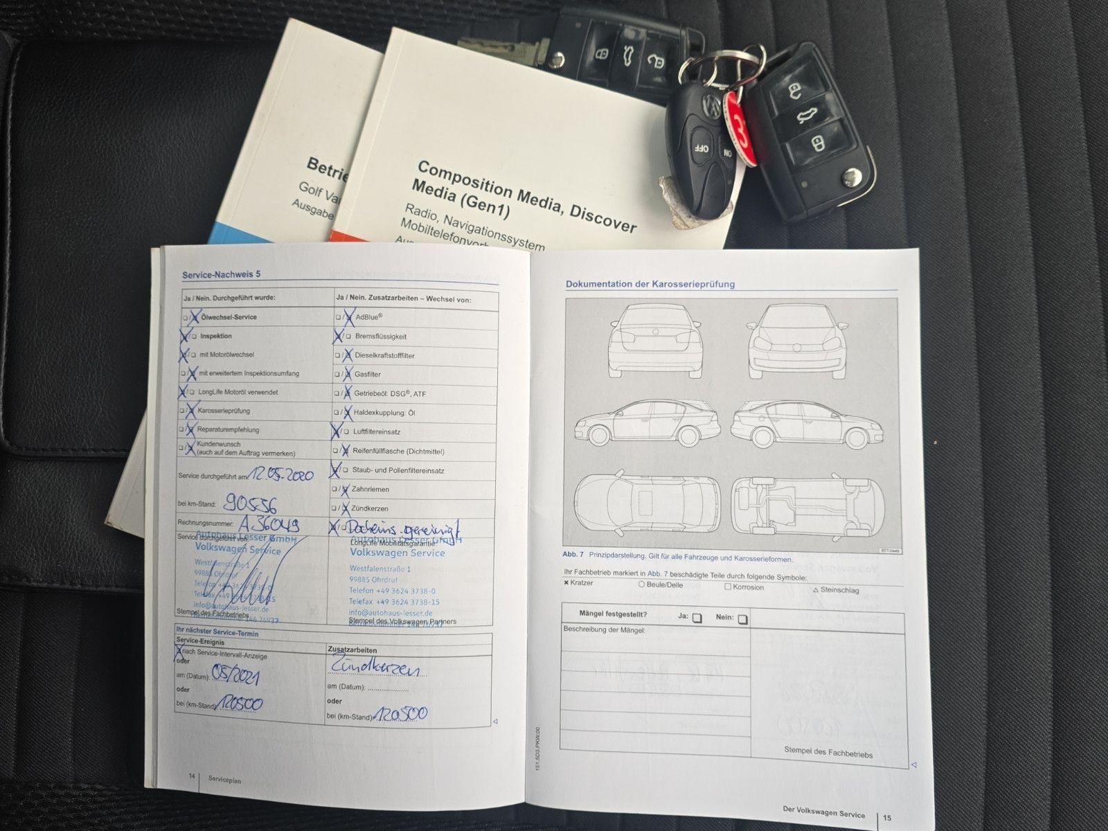 Fahrzeugabbildung Volkswagen Golf VII Cup AUS 1.HAND /Panorama/NAVI/PDC