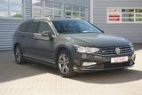 Volkswagen Passat Variant 2.0 TDI R-Line DSG Virtual Cockpi - Volkswagen Passat Variant: mit Navigationssystem