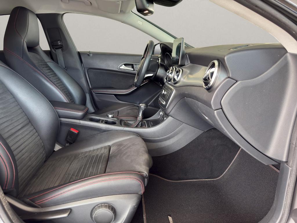 Mercedes-Benz CLA 200 Shooting Brake