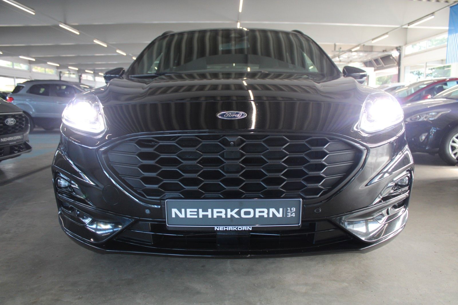 Fahrzeugabbildung Ford Kuga PHEV ST-Line X LED HUD 2xCam ACC WinterPak.