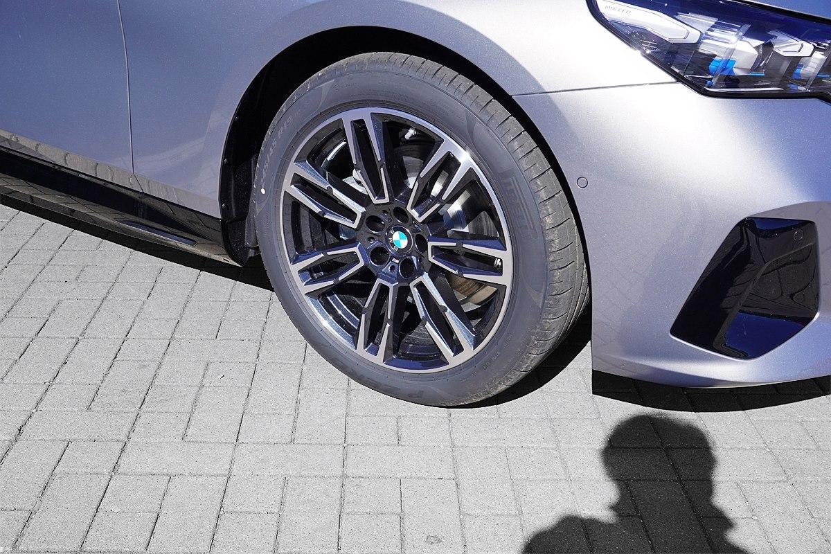BMW 530e xDrive Touring M Sport AHK HeadUp ACC 360Ka