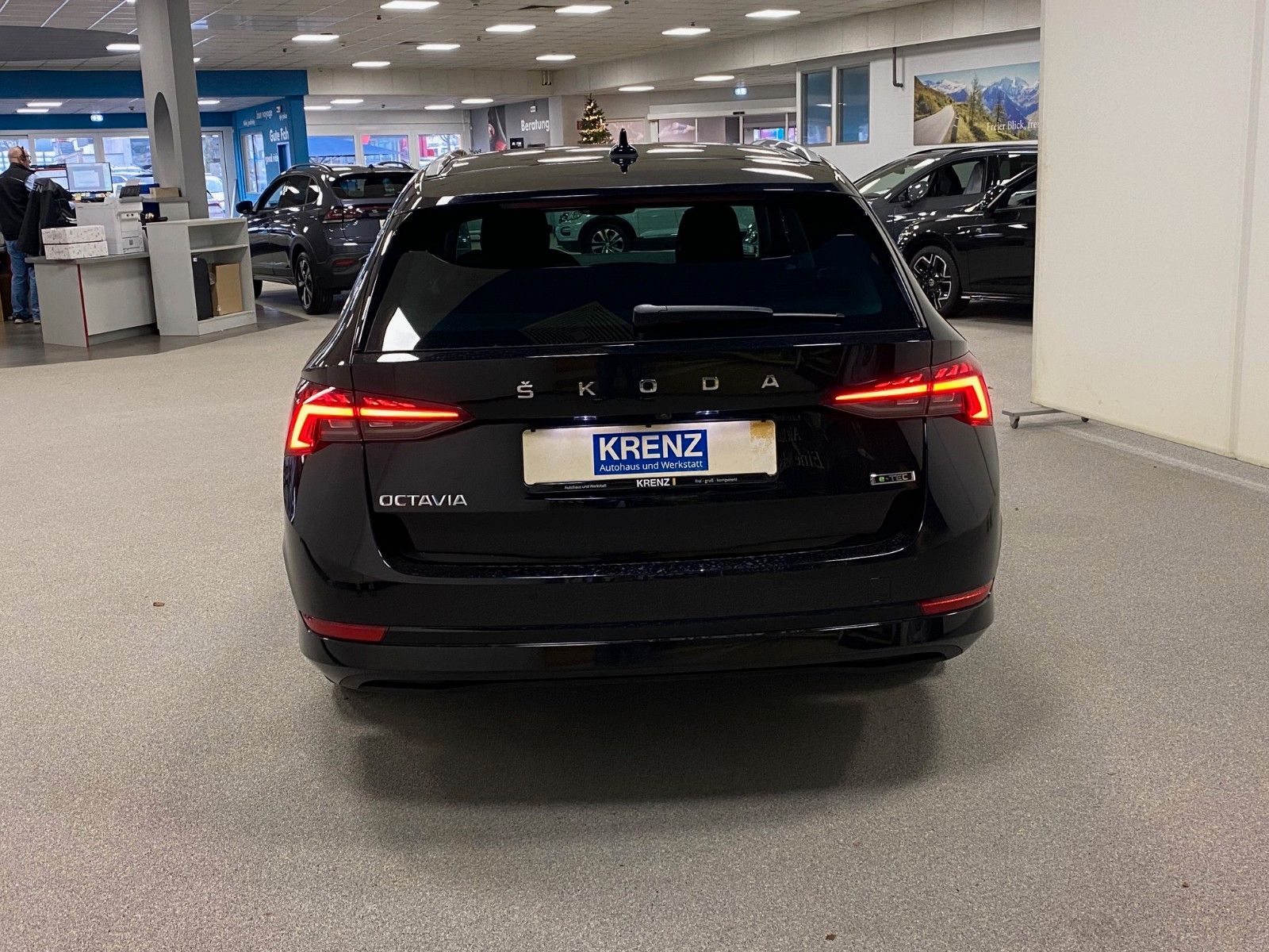 Fahrzeugabbildung SKODA Octavia 1.0 TSI DSG +AMBIENTE+LED+APP CONNECT+