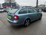 Skoda Octavia Combi 1.2 TSI DSG*SZHZ*KLIMA*TÜV/3-27* - Skoda aus 2010: Kombi
