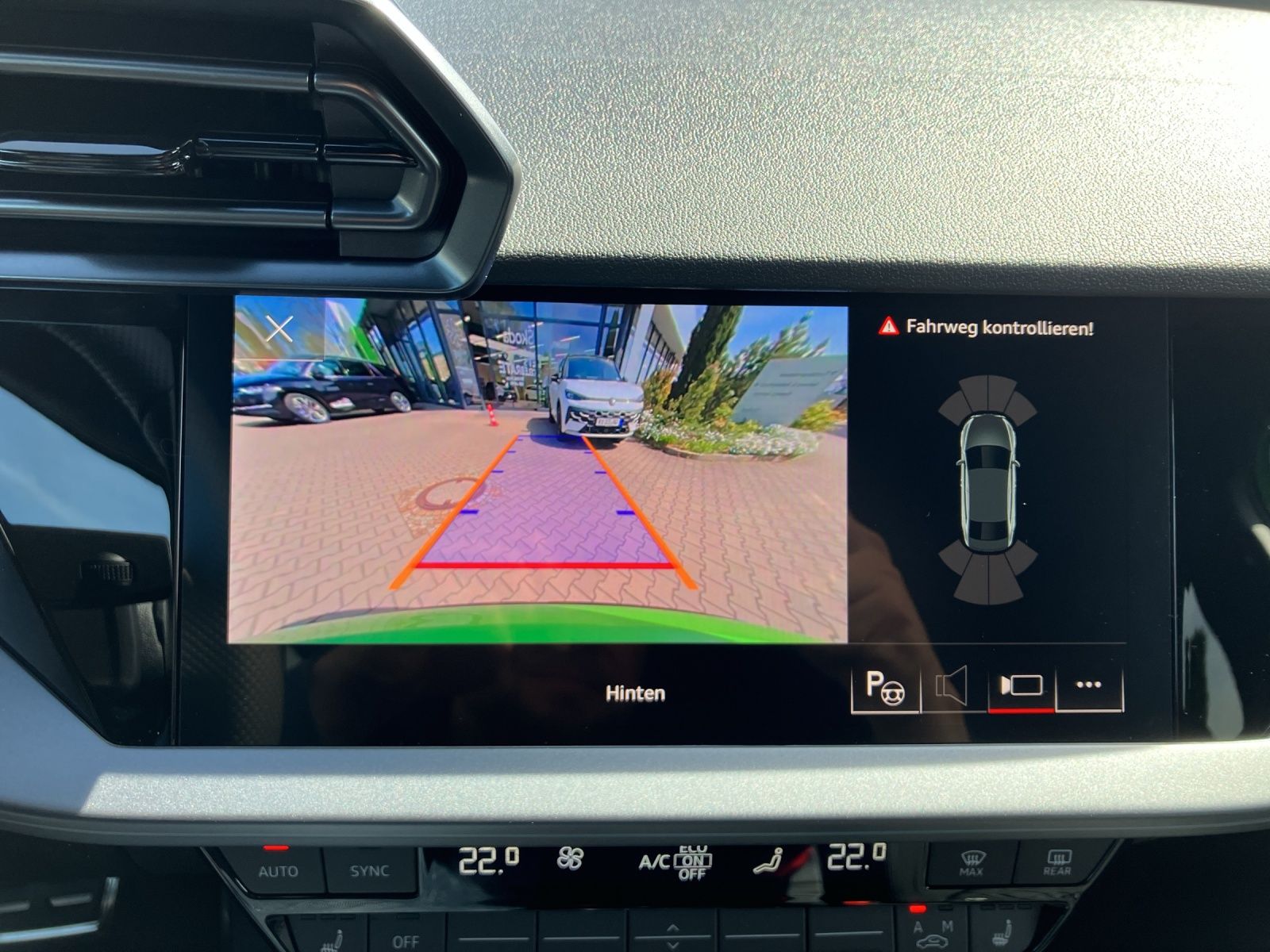Fahrzeugabbildung Audi RS 3 Limousine quattro S tronic MATRIX RFK NAVI
