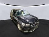 Volkswagen Tiguan DSG Highline BMT/Start-Stopp 4Motion - Volkswagen Tiguan: Schwarz
