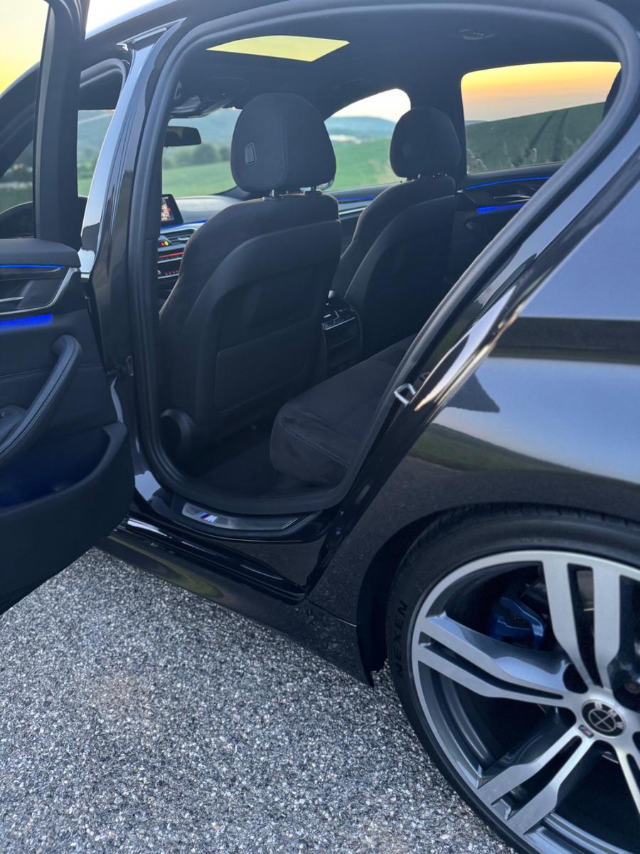 BMW 530d *1.HAND *M-SPORTPAKET *LED *SCHIEBEDACH  