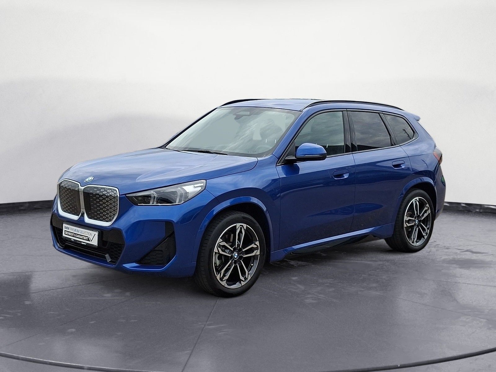 BMW iX1 xDrive30 M SPORT AHK Head-Up Driving Assista foto 2