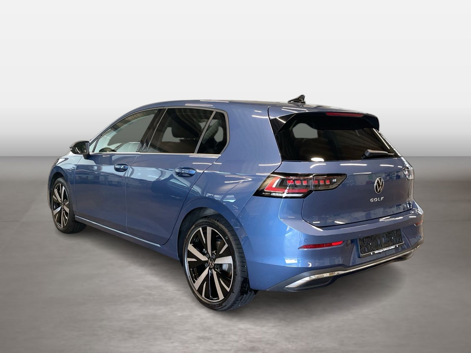 Volkswagen Golf VIII Style 2.0 TDI DSG ACC AHK AUT DynLicht imagem 3