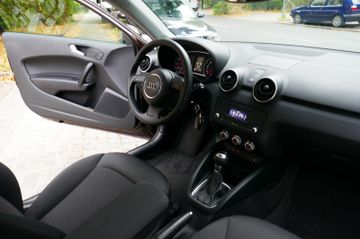 Fahrzeugabbildung Audi A1 attraction #Automatik #Tüv Neu #2.Hand