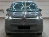 Volkswagen T7 Multivan Style ACC AHK LRHZ STHZ 3ZK IQ.Light - VW T7 Multivan Style Gebrauchtwagen