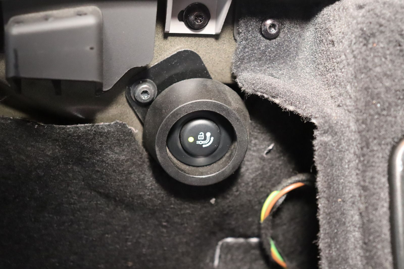 Fahrzeugabbildung BMW 318 i Touring * Xenon * Leder * Pano *