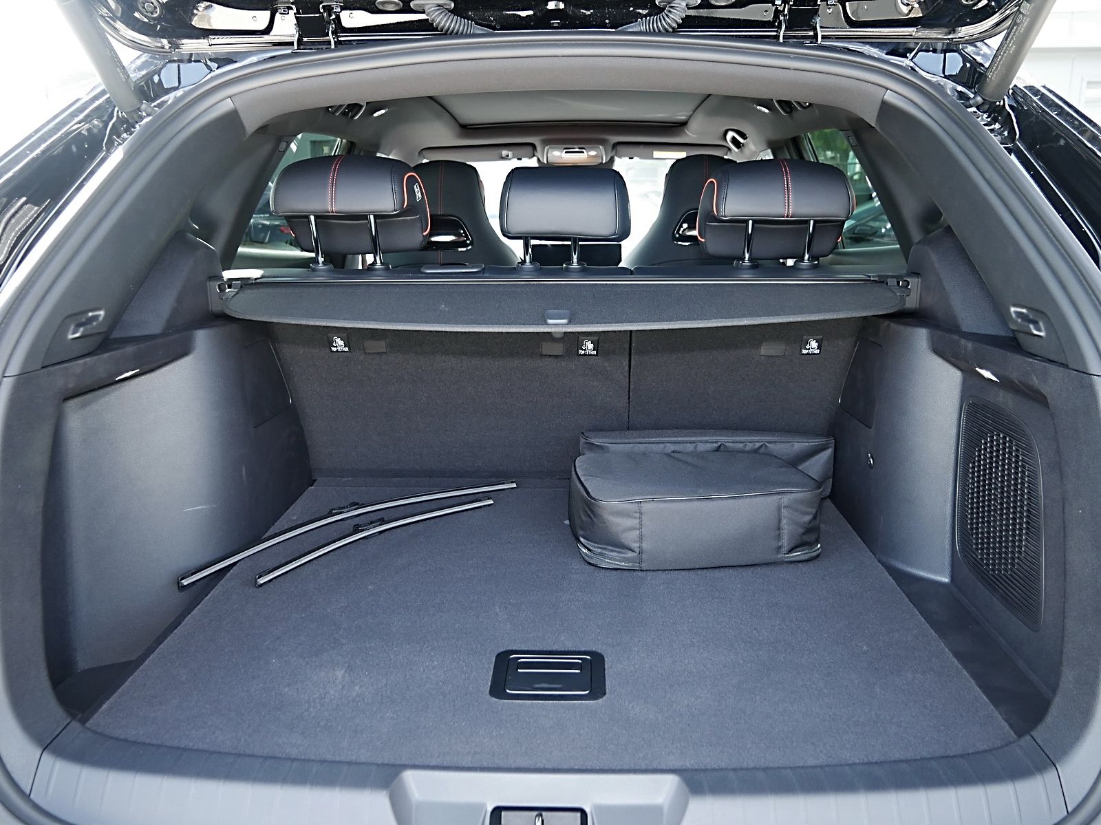 BYD SEAL U