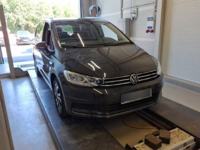 Volkswagen Touran Active 2.0TDI AHK NAVI LED SHZ foto 4