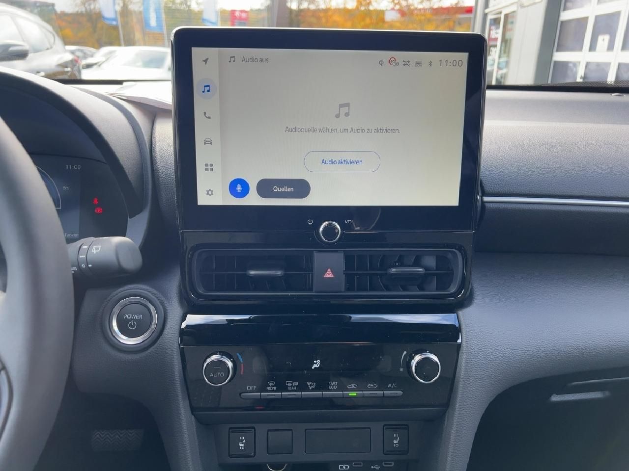 Fahrzeugabbildung Toyota Yaris Cross 1,5 Hybrid Teamplayer *Safety+Winter