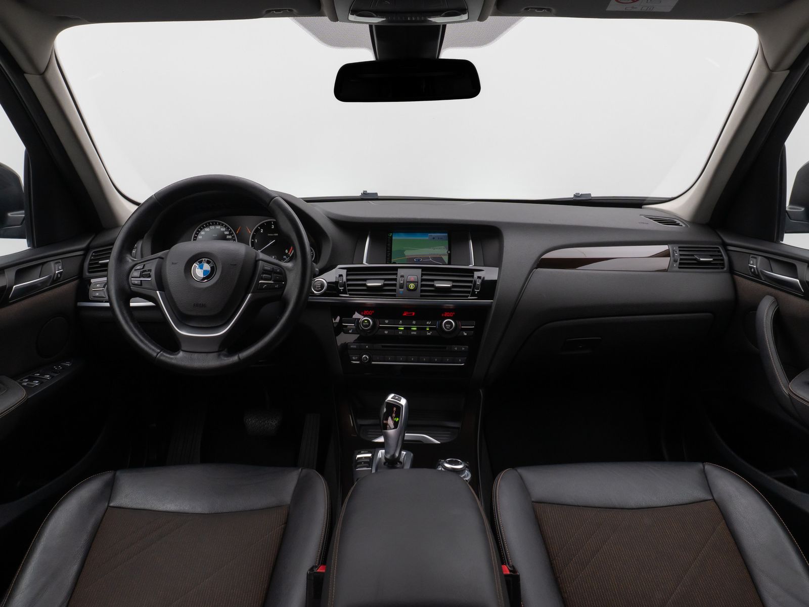 Fahrzeugabbildung BMW X3 xD20d xLine Kamera HUD HiFi Lenkrhz Stndhzg