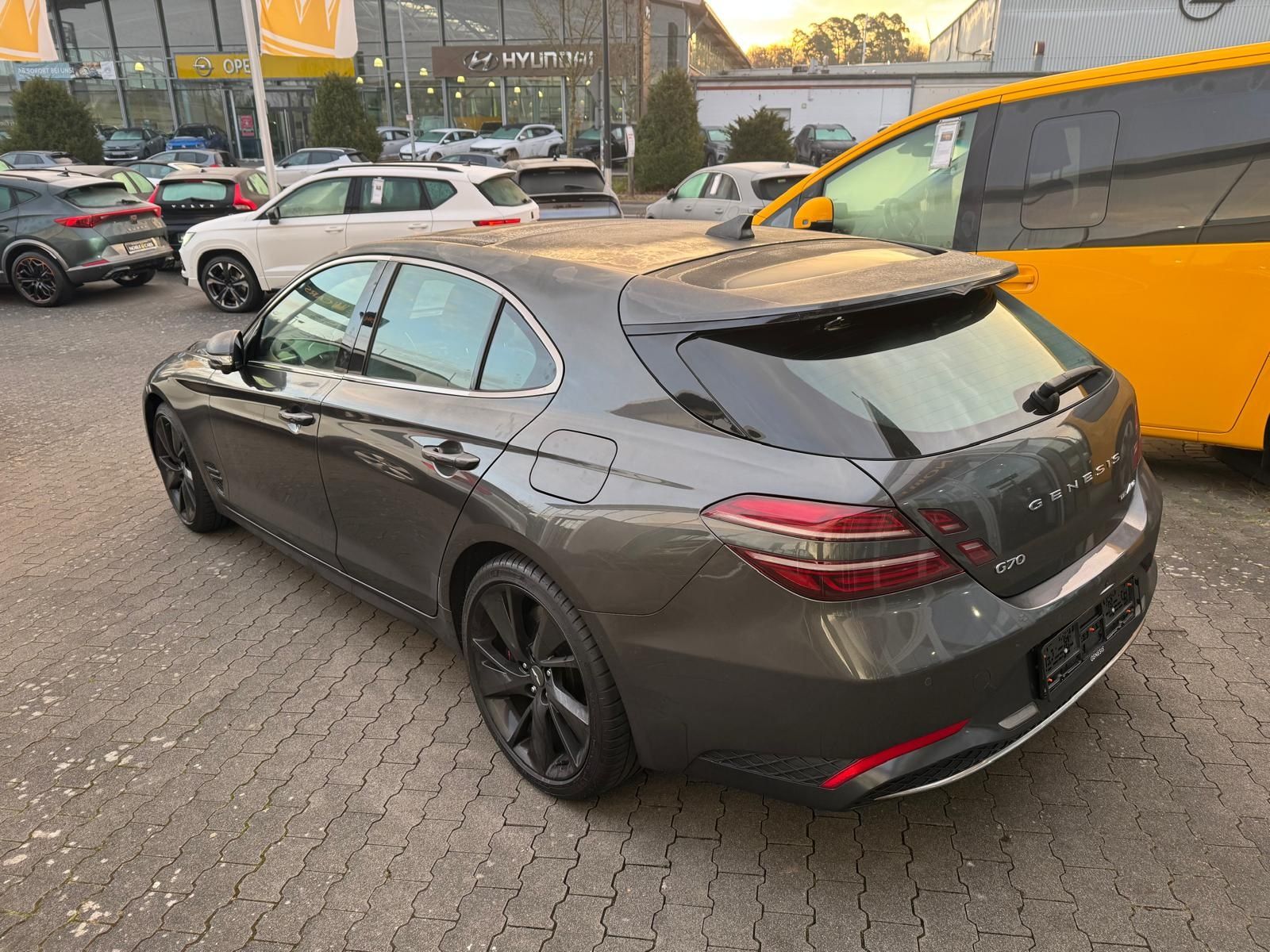 Fahrzeugabbildung Genesis G70  Shooting Brake Sport AWD PANO 360° ACC