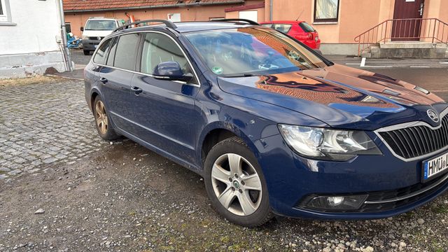 Skoda Superb Combi Ambition,Navi