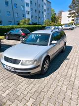 Volkswagen Passat Variant 1,6 Notverkauff!!! - Volkswagen Passat Variant aus 2000
