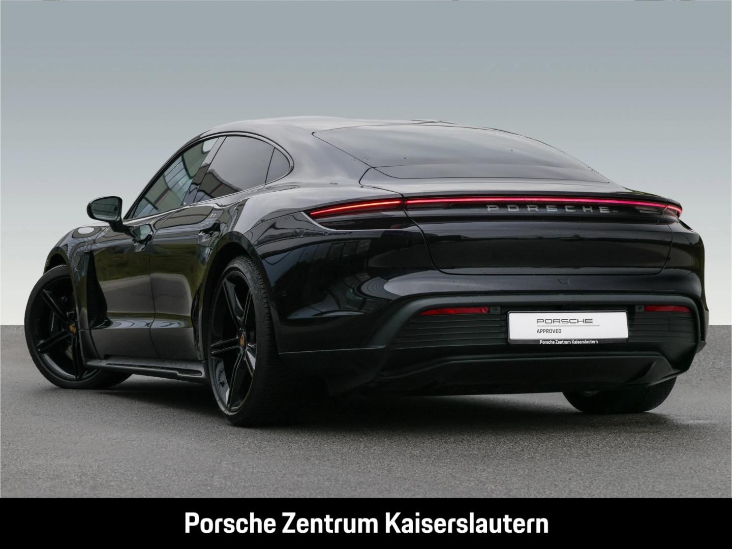Porsche Taycan 4S HA-Lenkung InnoDrive LED-Matrix BOSE