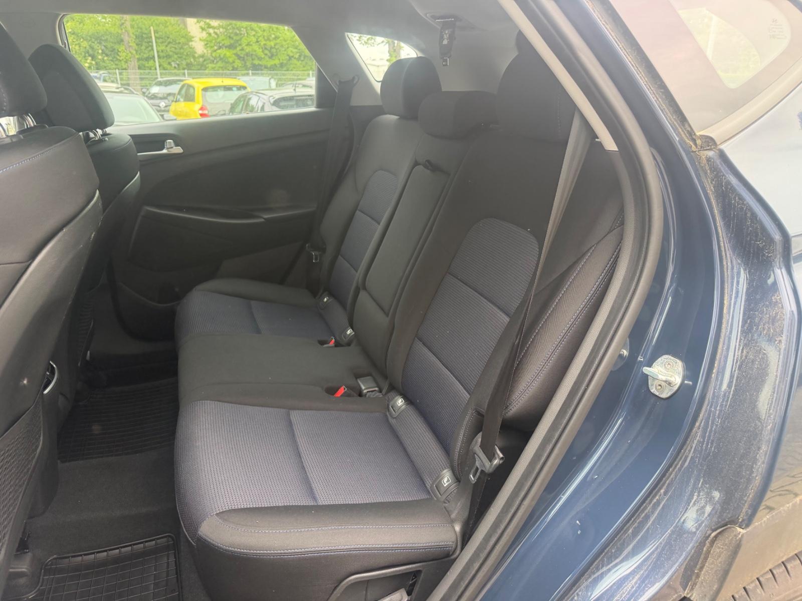 Hyundai Tucson blue Trend 2WD Winterpaket