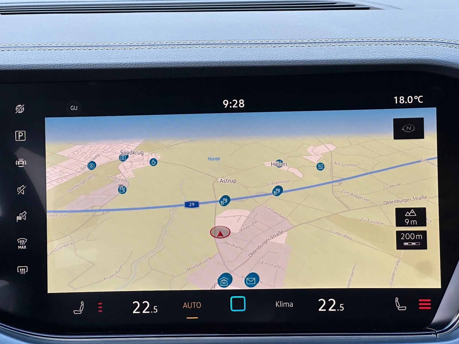 Fahrzeugabbildung Volkswagen Touareg 3.0 V6 TDI 4M R-Line NAV+LED+20ZOLL+AHK