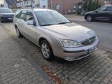 Ford Mondeo 2,0 Ghia Ghia - Ford Mondeo aus 2005: Ghia