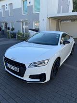 Audi TT 40 TFSI S tronic Coupe -