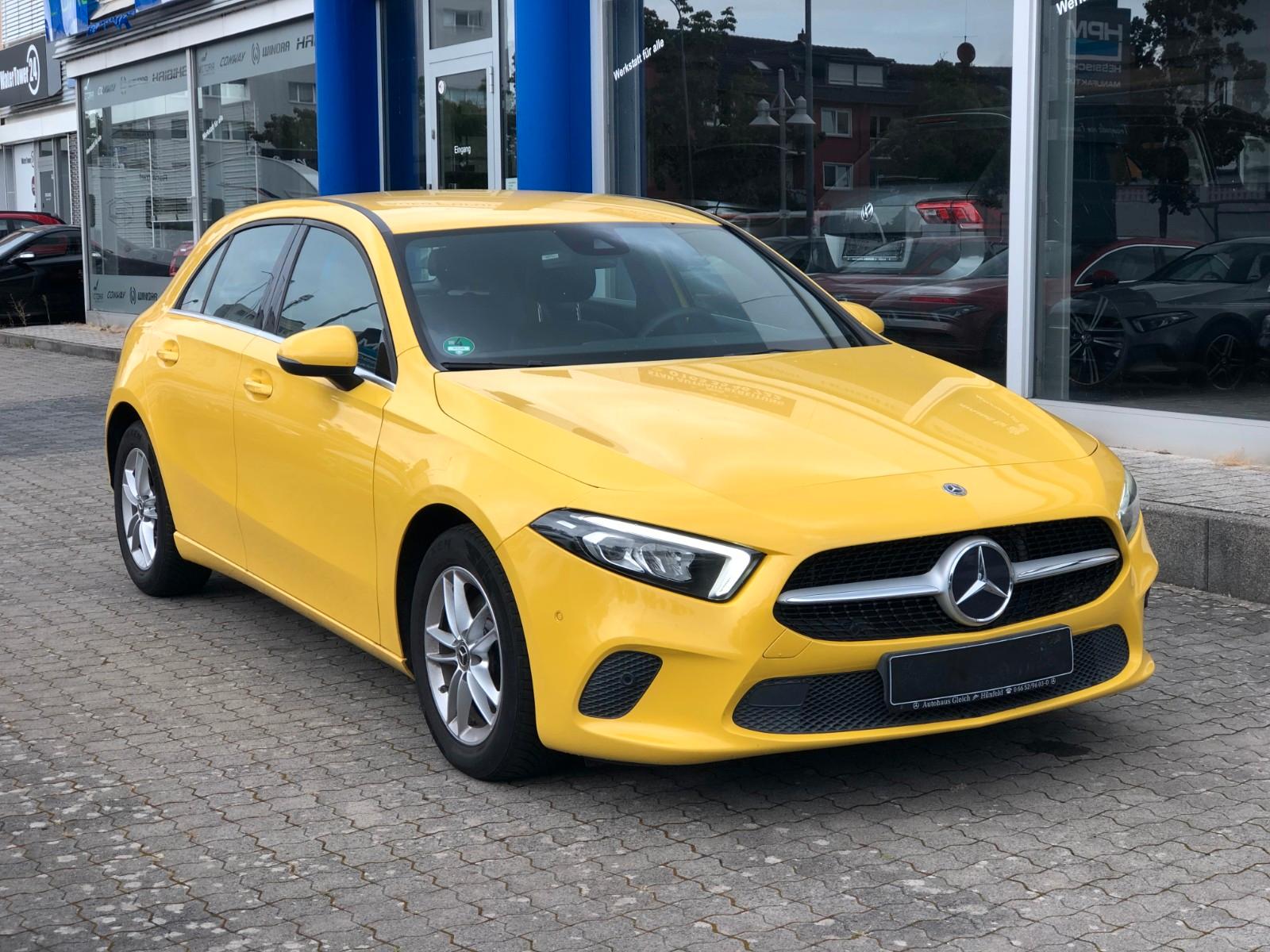 Mercedes-Benz A 180 Progressive * Kamera / LED / Teil-Leder *