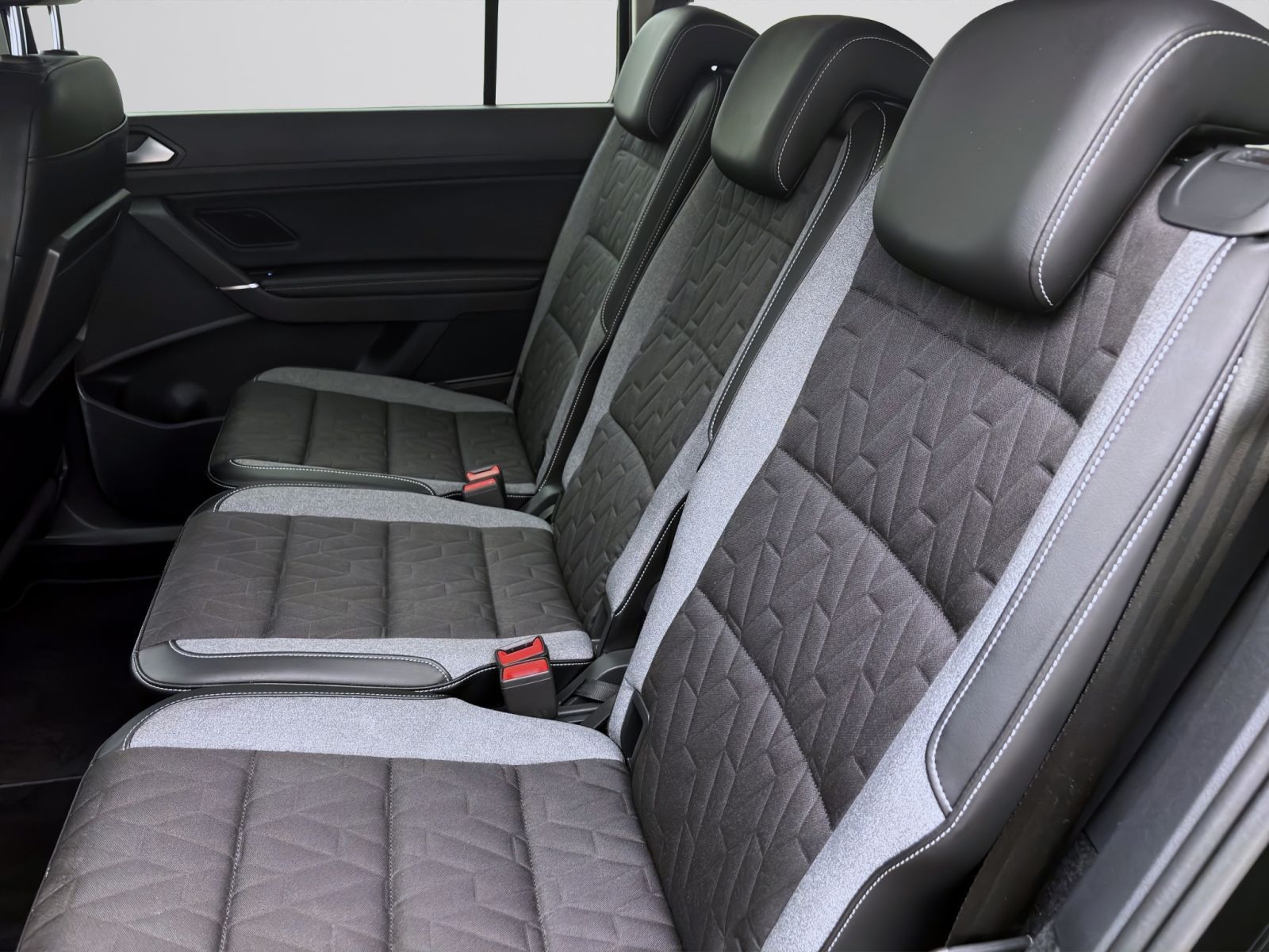 Volkswagen Touran - Bild 16