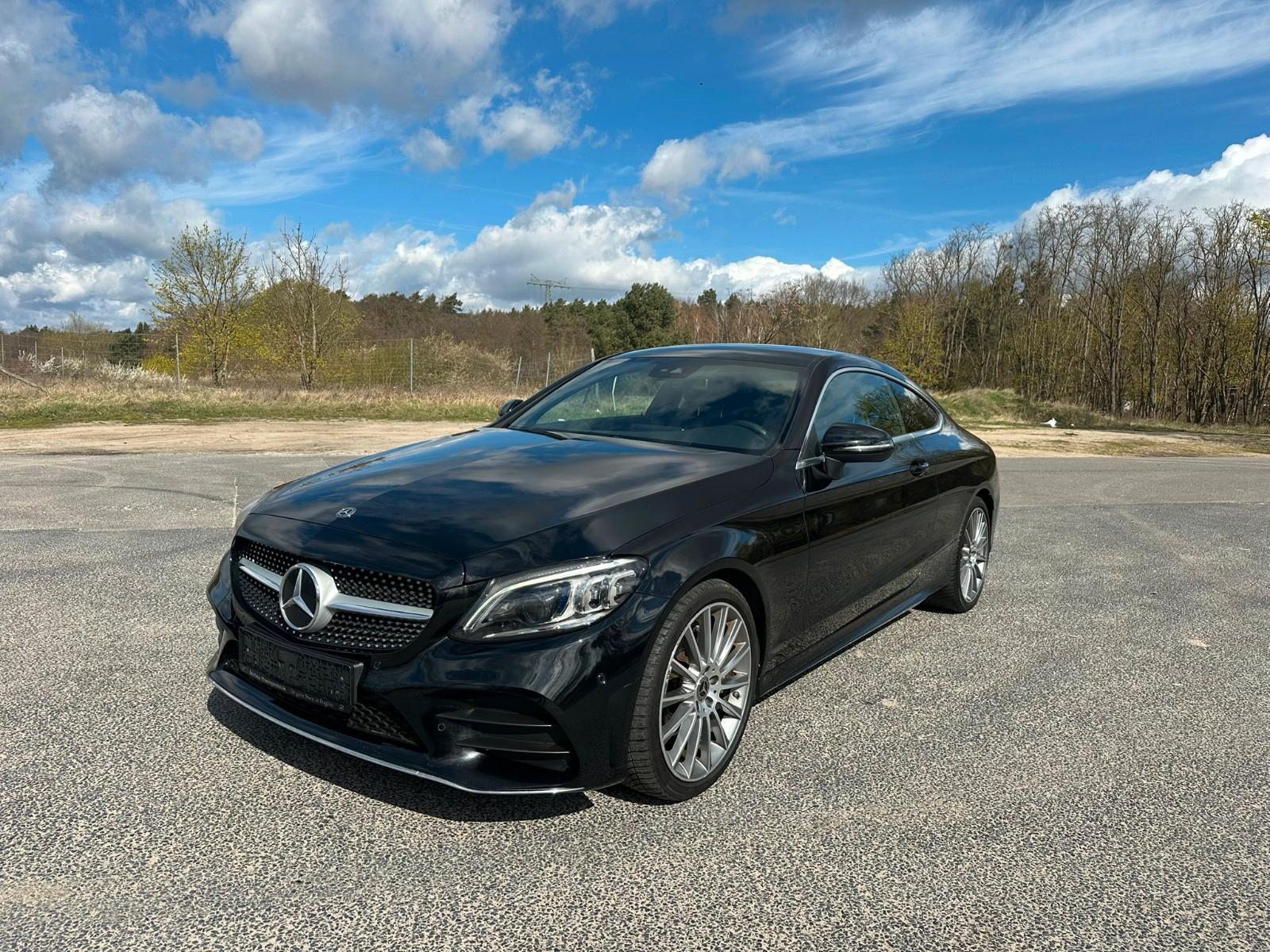 Mercedes-Benz C 200 AMG Line-Benzin-Automatik-Navi-Kamera