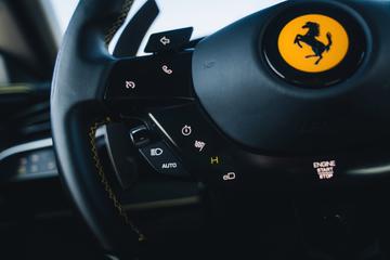 صورة مصغرة 16 لـ 2021 Ferrari SF90