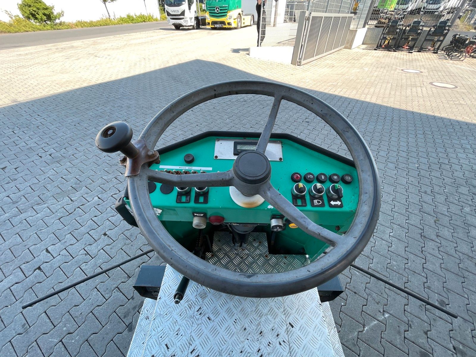 Fahrzeugabbildung Andere Weiro TM 800 SH / 904h / Bitumenspritzmaschine