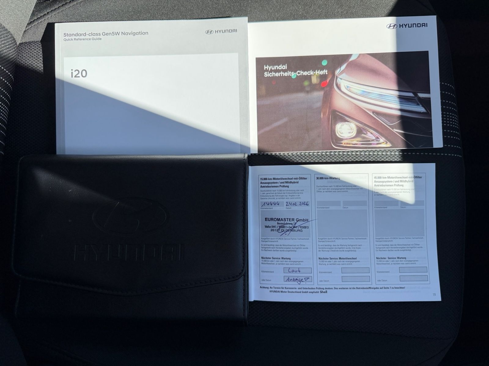 Fahrzeugabbildung Hyundai i20 1.0 T-GDI Select Navi Kamera Allwetter