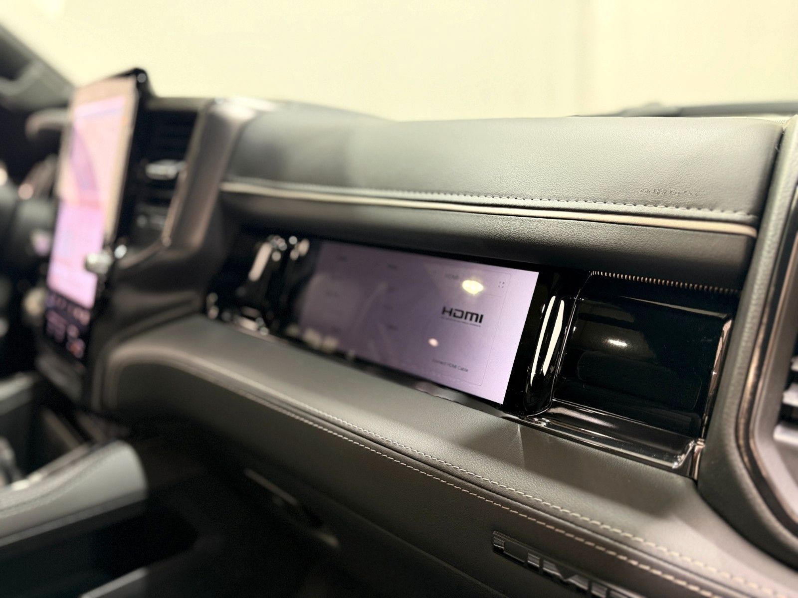 Fahrzeugabbildung Dodge RAM 1500 Limited Night  H/O 3.0L MY25