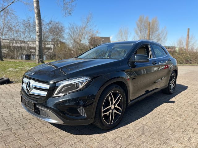 Mercedes-Benz GLA 200 CDI*START/STOP *NAVI*BI XENON*