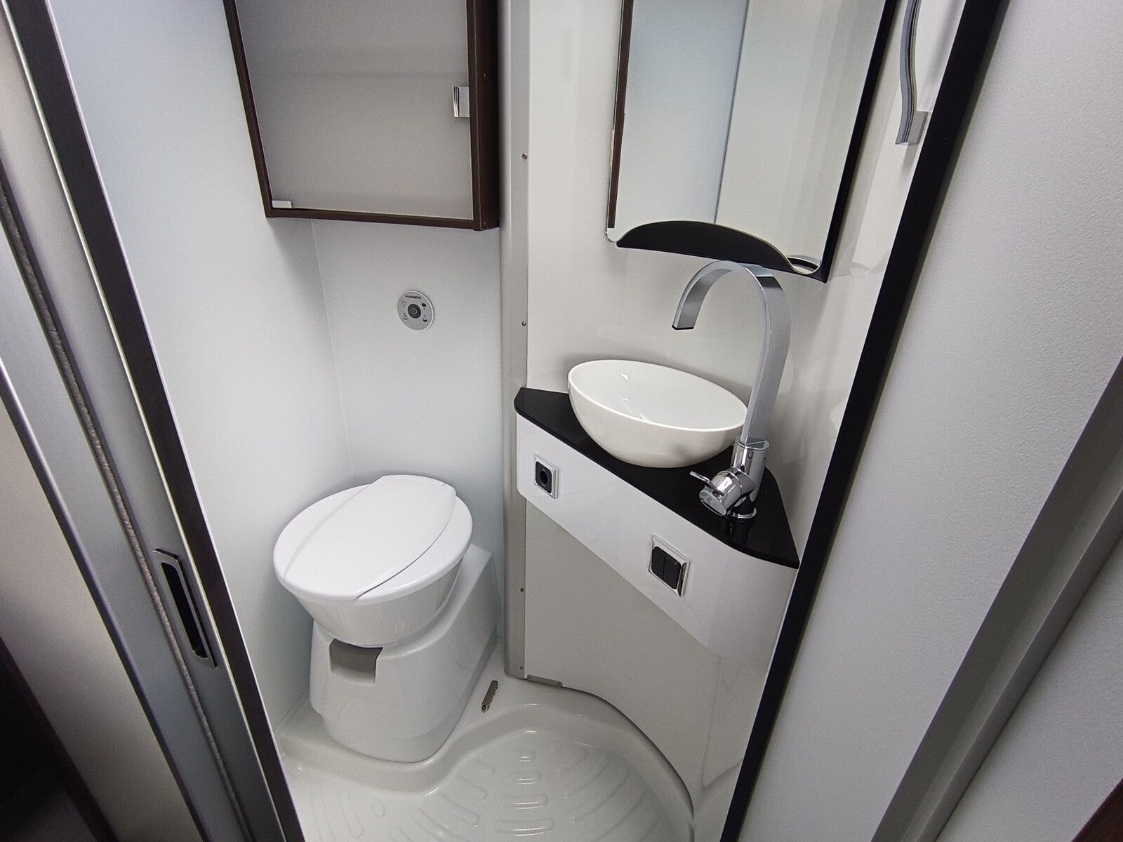 Fahrzeugabbildung Pössl Summit Prime 640 Citroen 165 PS MarkiseSolarAHK