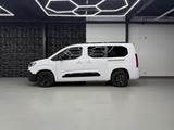 Fiat Doblo Maxi L2 7-Sitze/AHK/Apple/DAB/KAMERA/VOLL - Fiat Doblo: 7sitzer
