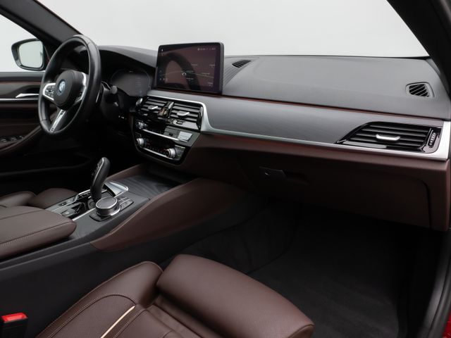 Foto Nummer 24: BMW 530e