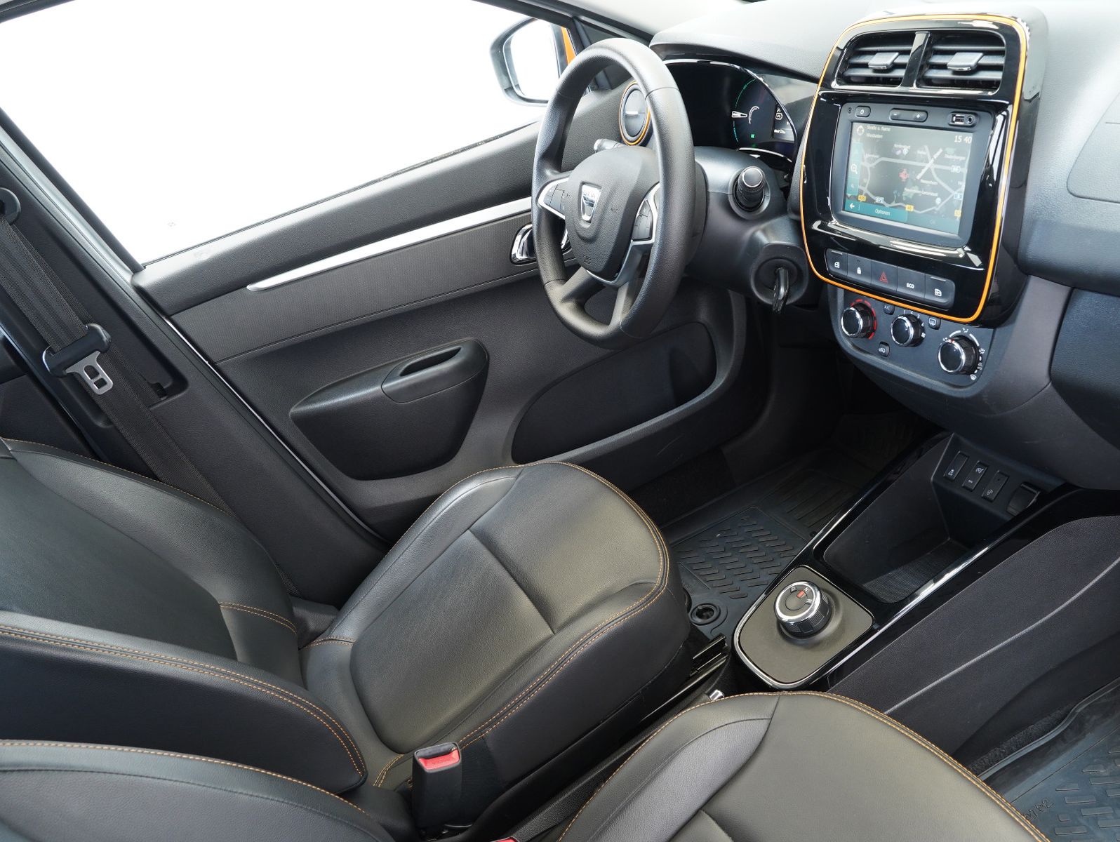 Fahrzeugabbildung Dacia Spring Electric Comfort Plus
