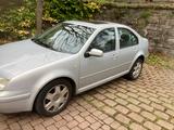 Volkswagen VW Bora 2,0 Liter Automatik - Volkswagen Bora mit Benzin-Antrieb: Automatik