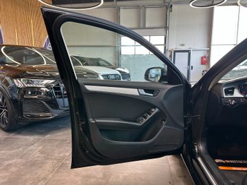 MYAUTOCENTER – Gebraucht- und Jahreswagen mit Werkstattservice in Pfaffenhofen Audi A4 Avant Attraction *BI-XENON*KLIMAAUTOM*ALLRAD*