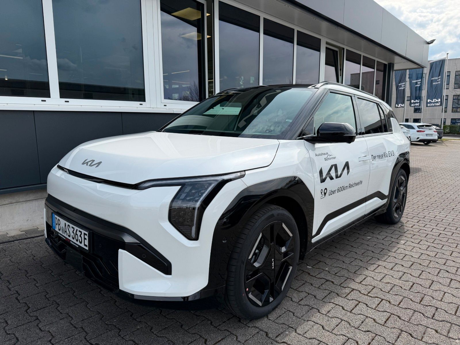 Fahrzeugabbildung Kia EV3 81,4 GT-Line  DWP COM Glasdach