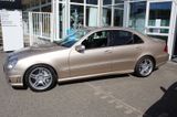 Mercedes-Benz E 55 AMG - Leder/PDC/Glas-Schiebedach - Mercedes-Benz E-Klasse aus 2004