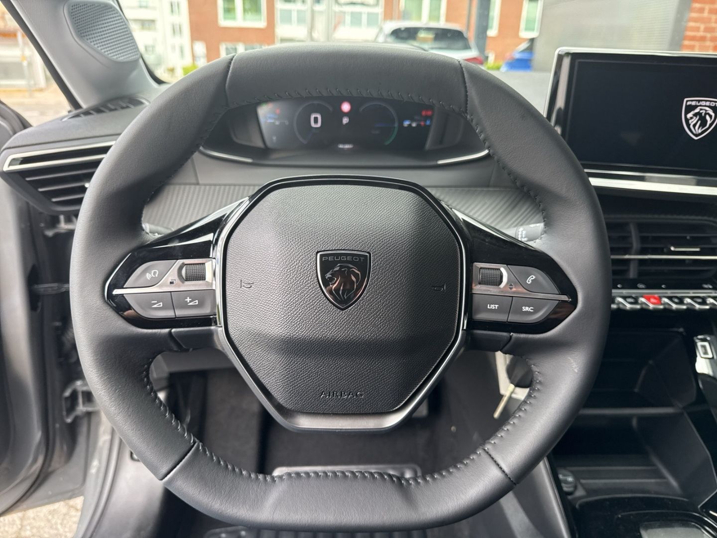 Peugeot 208 - Bild 12