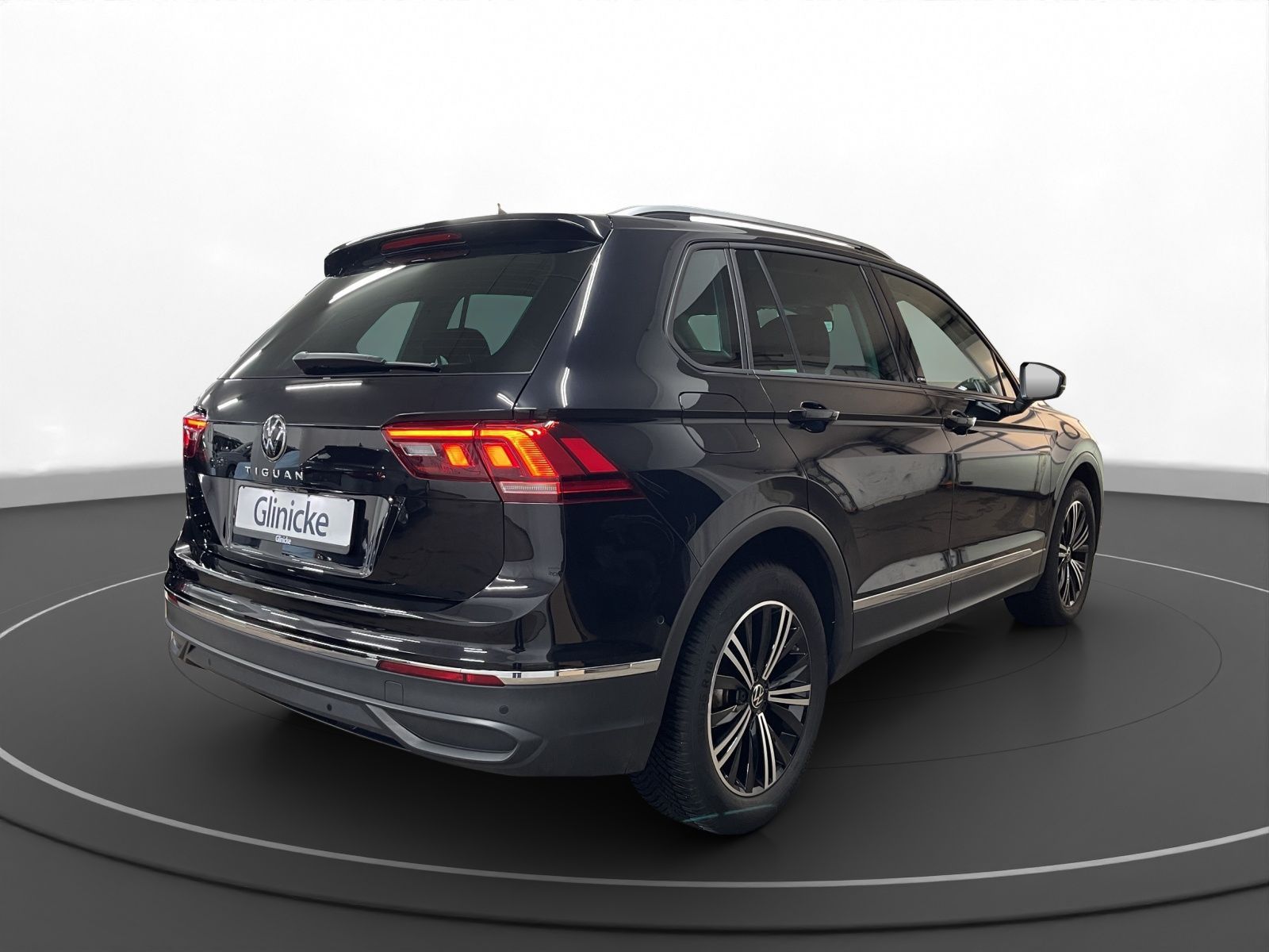 Volkswagen Tiguan - Bild 6