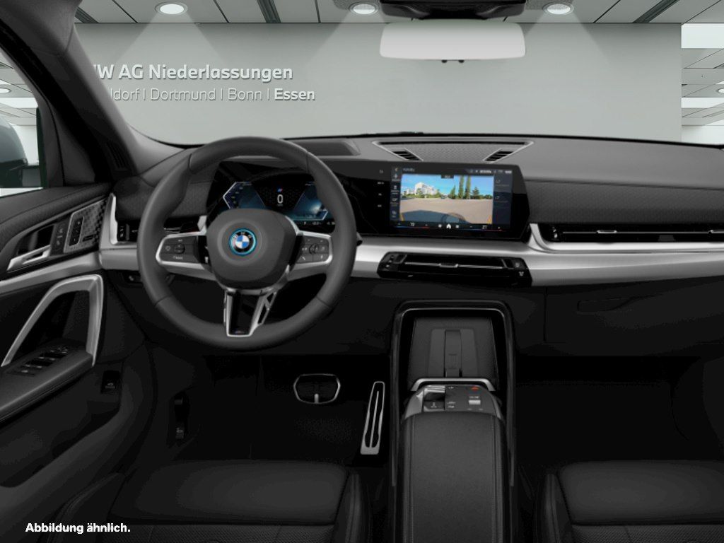 BMW iX2 - Bild 7